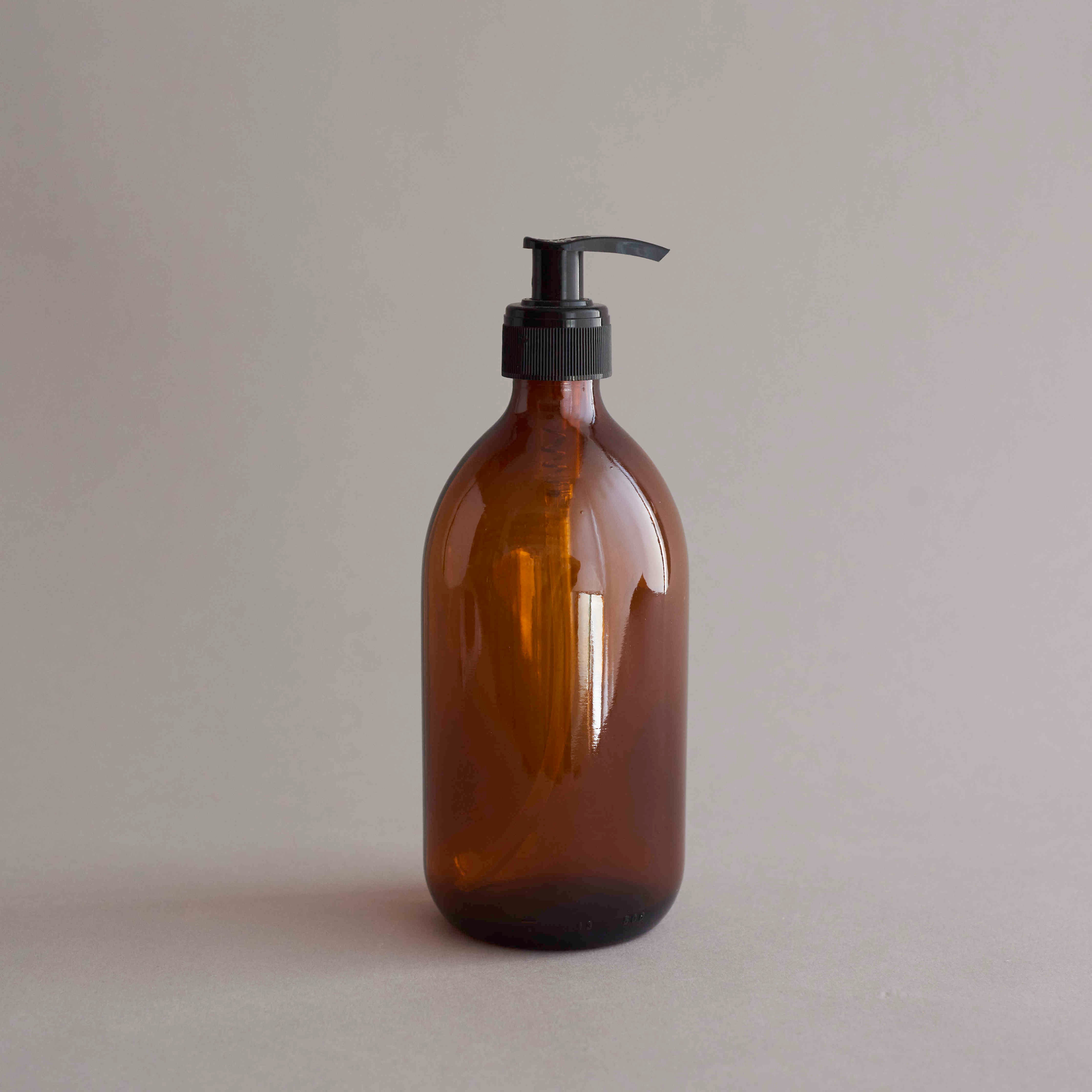 Flacon en verre ambré 500 ml avec pompe – The Naked Shop