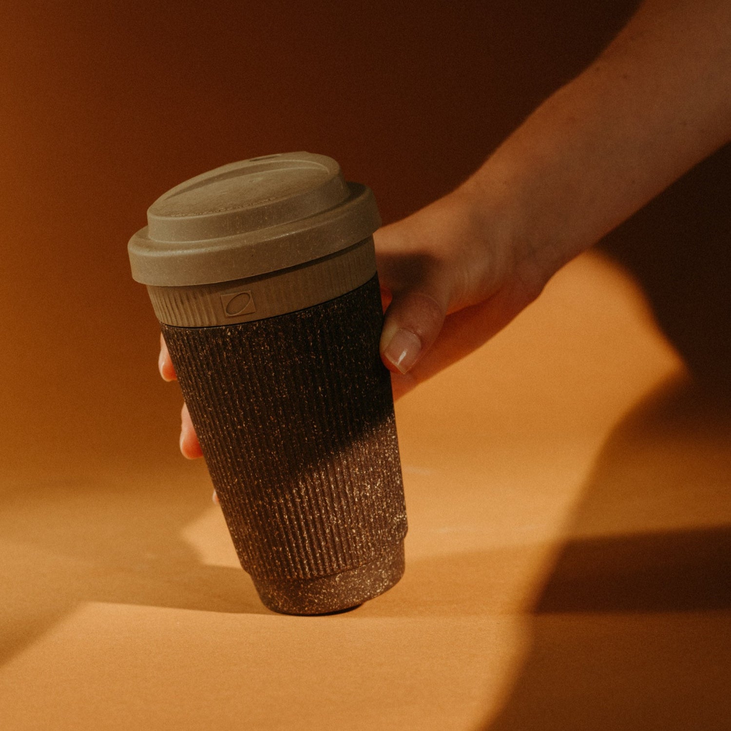 Hot to Go Cup  Le gobelet réutilisable pour café à emporter - Cup