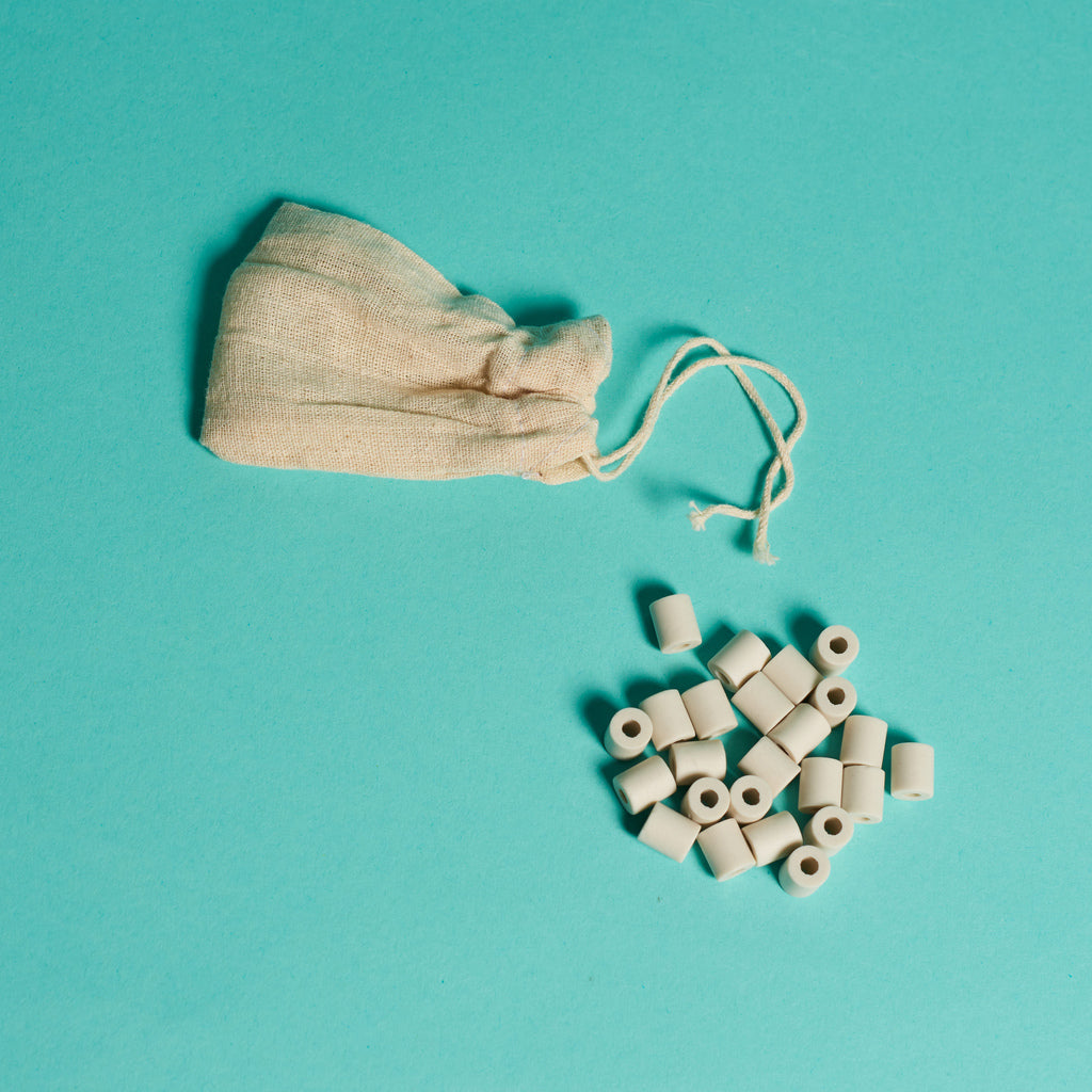 Perles de céramique pour bouilloires - Lot de 25 – The Naked Shop